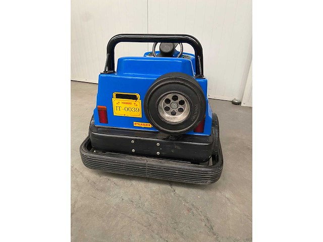 Vintage autoscooter - afbeelding 4 van  5