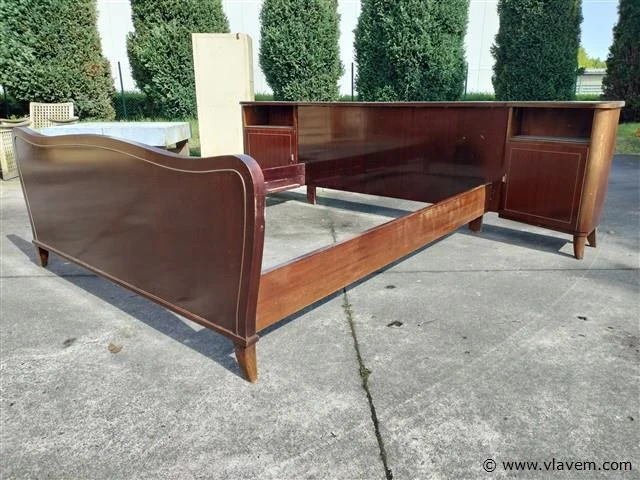 Vintage bed - afbeelding 1 van  1