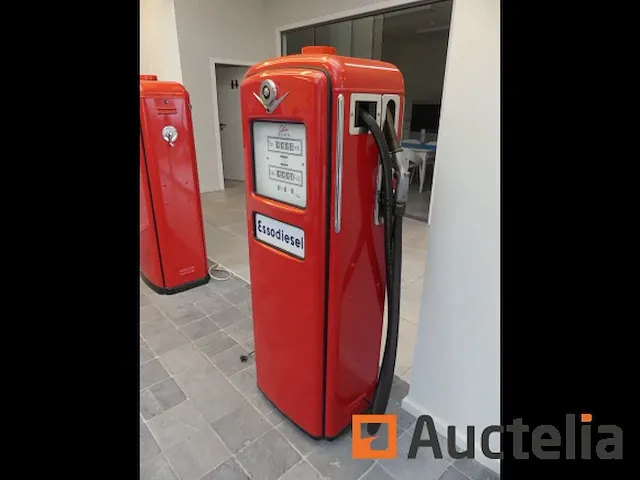 Vintage benzine pomp - afbeelding 6 van  12