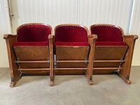 Vintage bioscoopstoelen - afbeelding 2 van  4