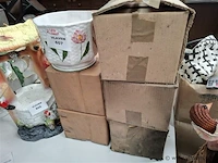 Vintage bloempot - afbeelding 1 van  1