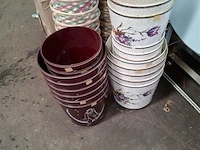 Vintage bloempot - afbeelding 1 van  1