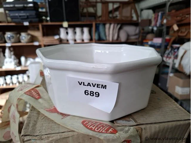 Vintage bloempot - afbeelding 2 van  2