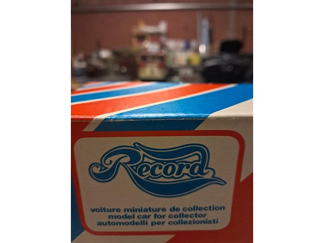 Vintage bouwauto ferrari 308 gt s - afbeelding 2 van  5