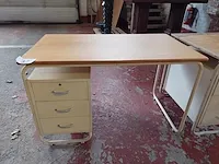 Vintage bureau - afbeelding 1 van  3