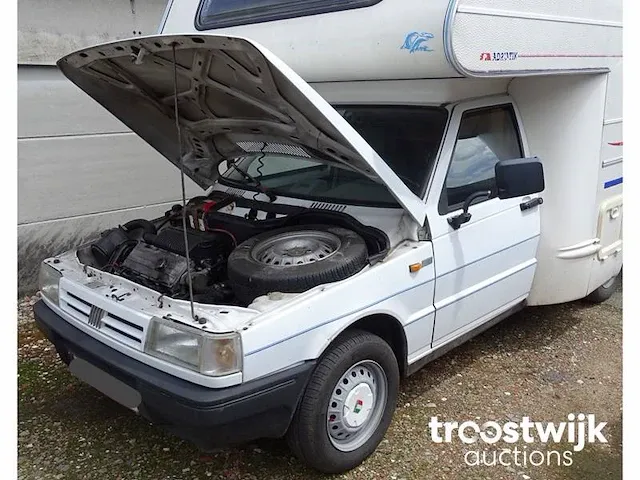 Vintage camper fiat fiorino adriatik 1.7d - afbeelding 31 van  61