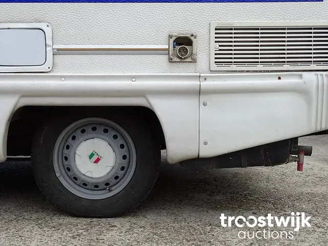 Vintage camper fiat fiorino adriatik 1.7d - afbeelding 9 van  61