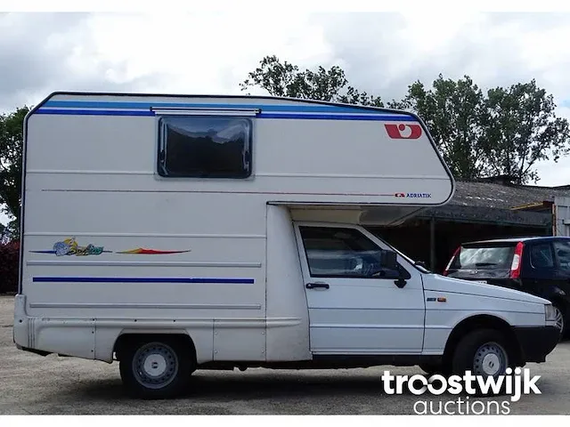 Vintage camper fiat fiorino adriatik 1.7d - afbeelding 59 van  61