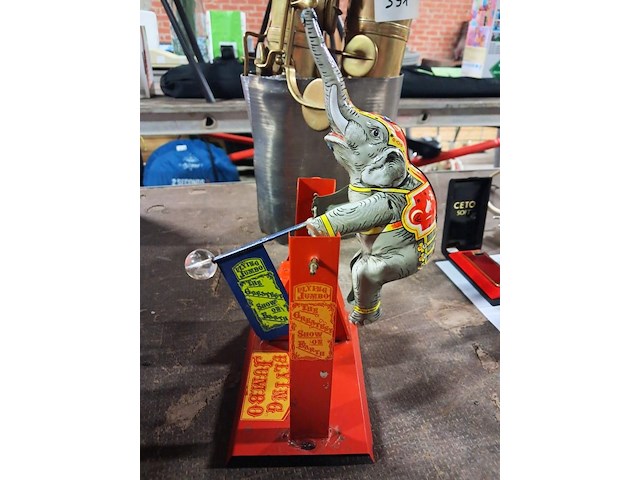 Vintage circus olifant in blik - afbeelding 3 van  3