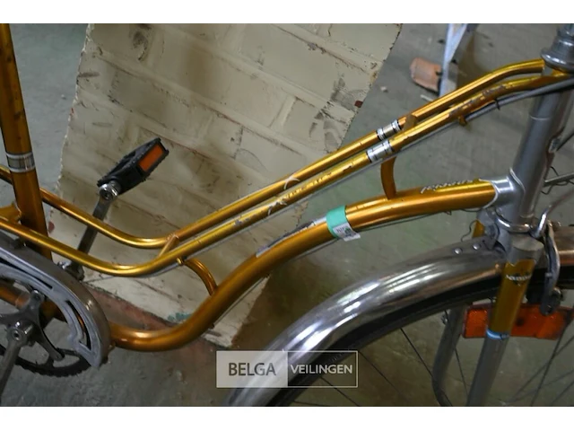 Vintage damesfiets jean devost - afbeelding 3 van  4