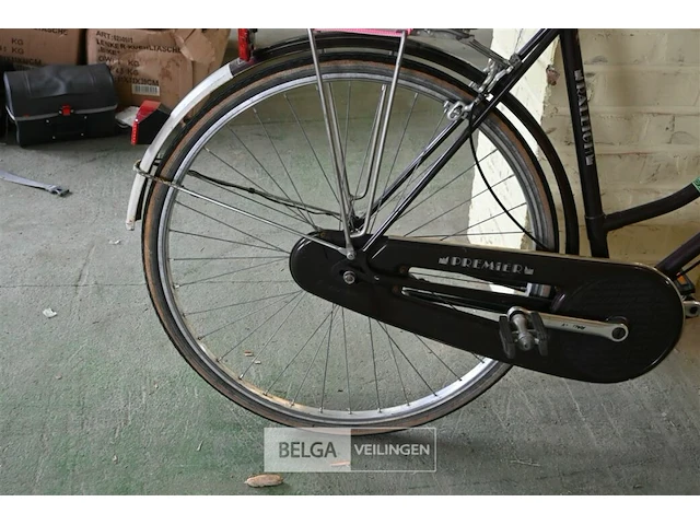 Vintage damesfiets raleigh - afbeelding 2 van  3