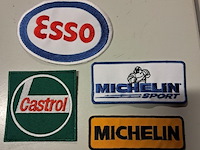 Vintage geborduurde logo ( voor op kledij ) - afbeelding 1 van  1