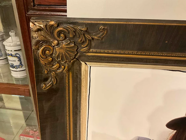 Vintage kader en goudkleurige console - afbeelding 3 van  6