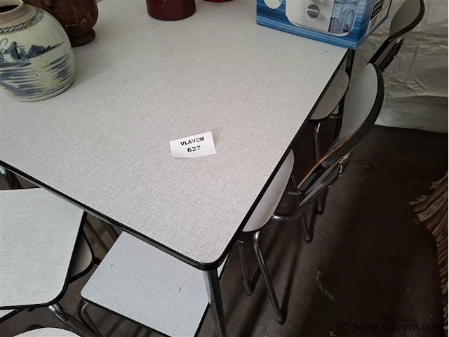 Vintage keukentafel - afbeelding 3 van  3
