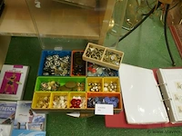 Vintage knopen - afbeelding 1 van  1