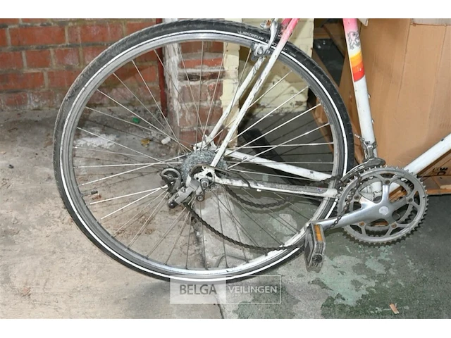 Vintage koersfiets peugeot - afbeelding 2 van  4
