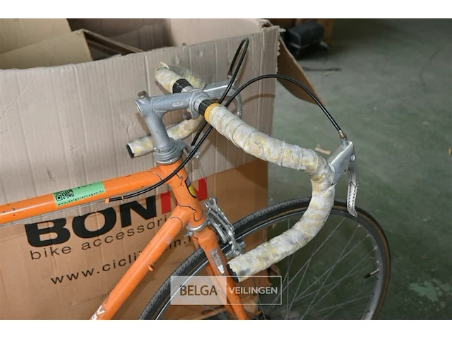 Vintage koersfiets - afbeelding 3 van  3