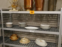 Vintage koperwerk en servies - afbeelding 1 van  6