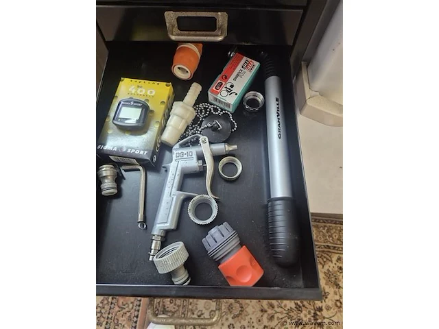 Vintage ladenkastje met inhoud - afbeelding 3 van  7