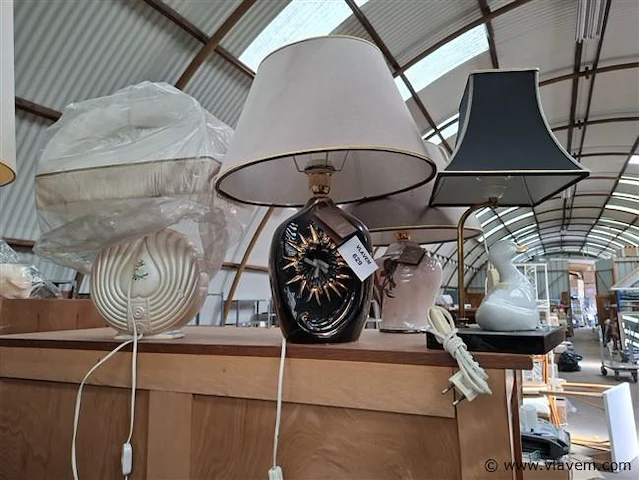 Vintage lampadaire - afbeelding 1 van  3