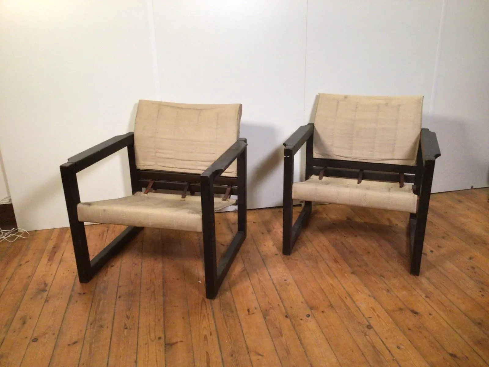 Vintage meubilair en decoratie wegens stopzetting