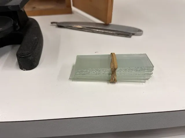 Vintage microscoop - afbeelding 4 van  7