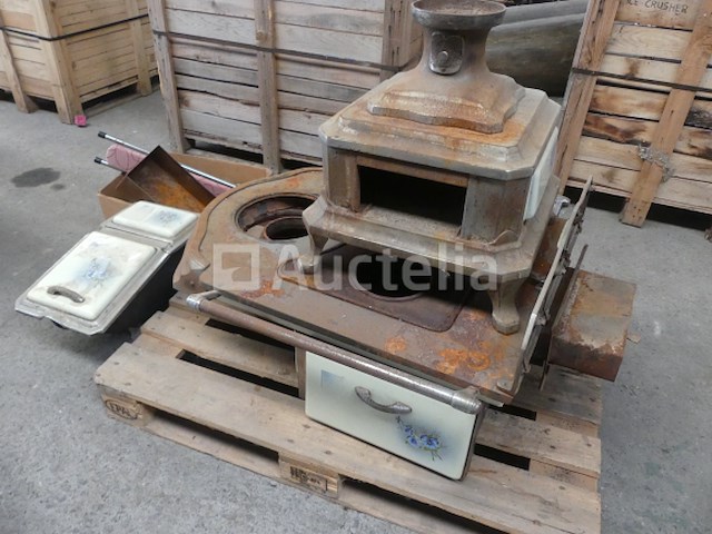 Vintage multifunctionele houtskoolkachel - afbeelding 1 van  6