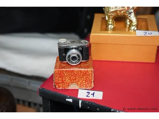 Vintage petitax subminiatuur spy camera - afbeelding 1 van  1