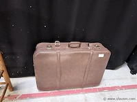 Vintage reiskoffer - afbeelding 1 van  3