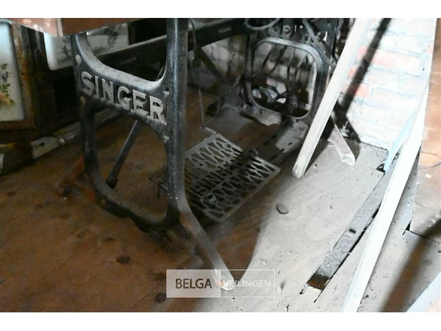 Vintage singer naaimachine - afbeelding 4 van  5