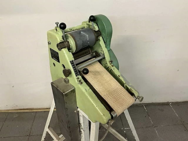 Vintage speculaas machine - afbeelding 3 van  6