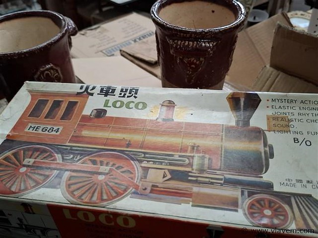 Vintage speelgoedtrein - afbeelding 2 van  3