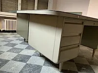 Vintage stalen bureau - merk acior - afbeelding 2 van  3