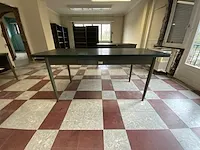Vintage stalen bureau - afbeelding 1 van  4