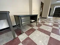 Vintage stalen kinderbureau - afbeelding 3 van  5
