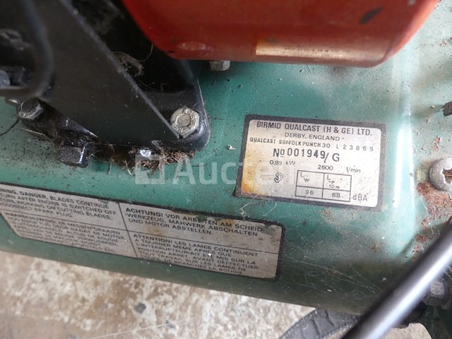 Vintage suffolk punch 30 qualcast grasmaaier met roller - afbeelding 3 van  6