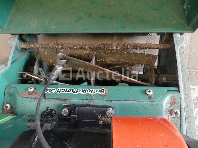 Vintage suffolk punch 30 qualcast grasmaaier met roller - afbeelding 6 van  6