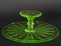 Vintage taartschaal in uranium glas - afbeelding 3 van  3