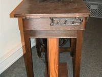Vintage tafel voor naaichine - afbeelding 4 van  5