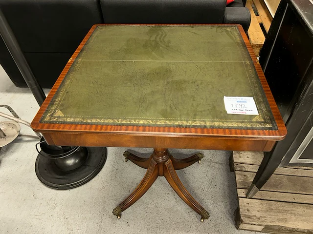 Vintage tafel - afbeelding 1 van  6