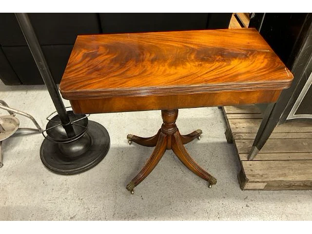 Vintage tafel - afbeelding 6 van  6