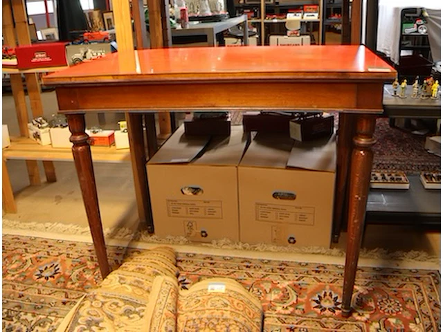 Vintage tafel - afbeelding 2 van  3