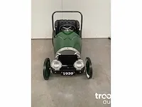 Vintage trapauto - afbeelding 4 van  4