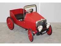 Vintage trapauto - afbeelding 2 van  3