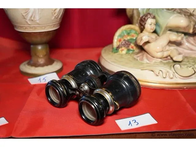 Vintage verrekijker - afbeelding 1 van  1