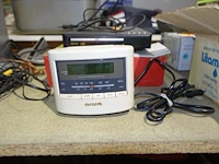Vintage wekkerradio - afbeelding 1 van  1