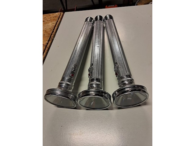 Vintage zaklampen 3 x in originele doos ( 370 mm ) zonder batt - afbeelding 6 van  8