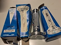 Vintage zaklampen 4 x in originele doos ( 190 mm ) zonder batt - afbeelding 5 van  5