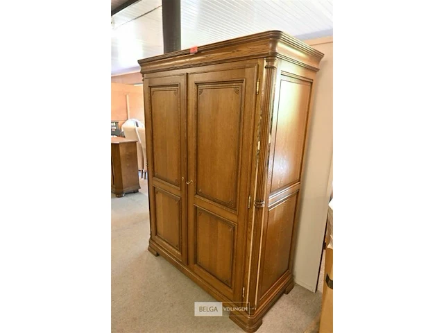 Vintagekast - 130x60x179 cm - afbeelding 1 van  3