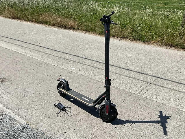 Viron e-scooter xi-700 elektrische step - afbeelding 13 van  16